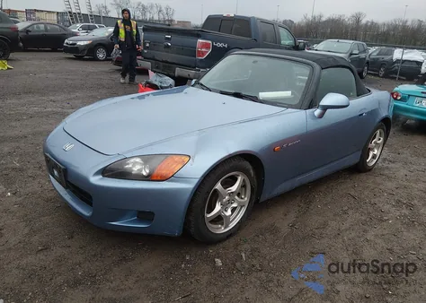 2003 Honda S2000 z USA, uszkodzony, nr VIN JHMAP11453T007700